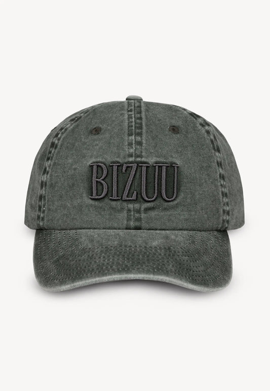 Szara czapka z daszkiem ZANE z haftowanym logo BIZUU.