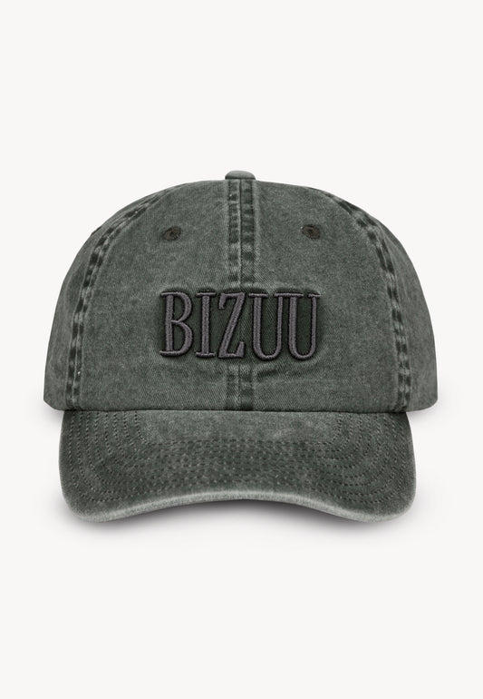 Szara czapka z daszkiem ZANE z haftowanym logo BIZUU.
