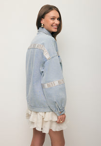 Błękitna kurtka jeansowa oversize PASSA