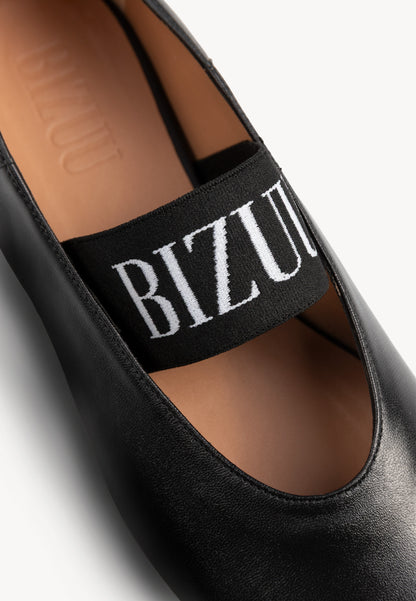 Czarne baleriny z logowaną gumą BEY