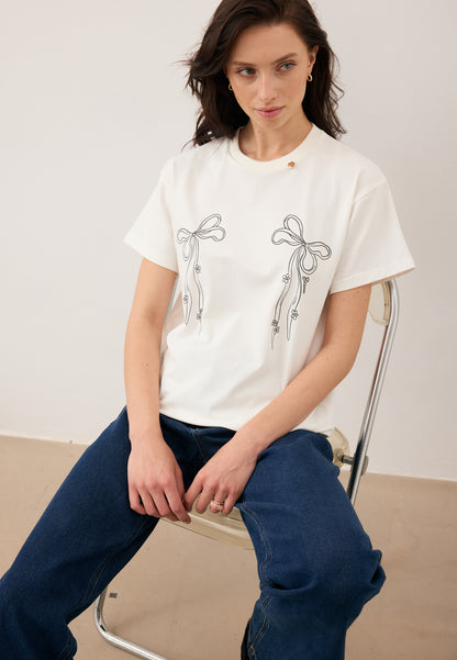 Kremowy T-shirt z nadrukiem w kształcie kokardek BOW