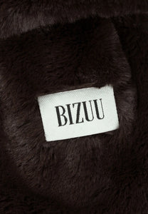 Brązowy szalik z logowaną metką FLUFFY
