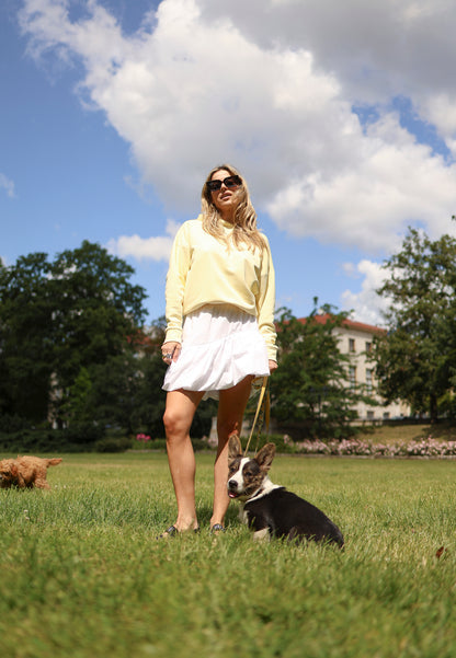 Biała spódnica mini z logowaną gumą LILIBET