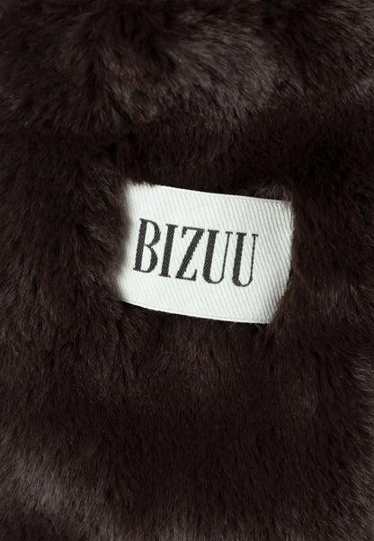 Brązowe rękawiczki futrzane z metką z logo ROKKA