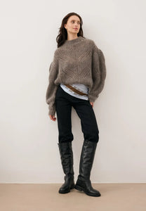 Beżowy sweter ażurowy oversize ROSSO