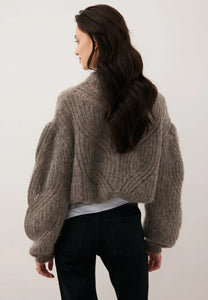 Beżowy sweter ażurowy oversize ROSSO
