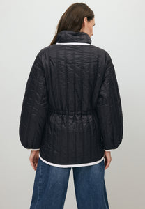 Czarna pikowana kurtka oversize THULIN